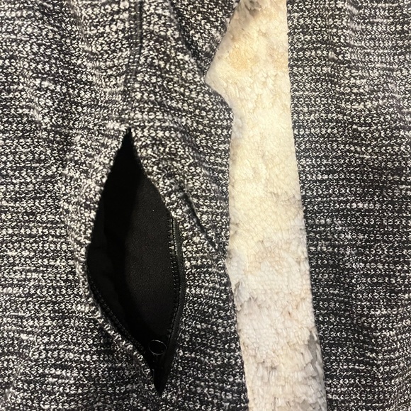 Lululemon Cropped Define Jacket Luon - Picture 4 of 6